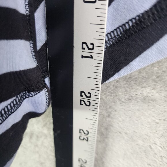 Womens Lululemon Athletic Tank Top Black & Blue Striped Cross-Back Straps Size 4 - Picture 10 of 11